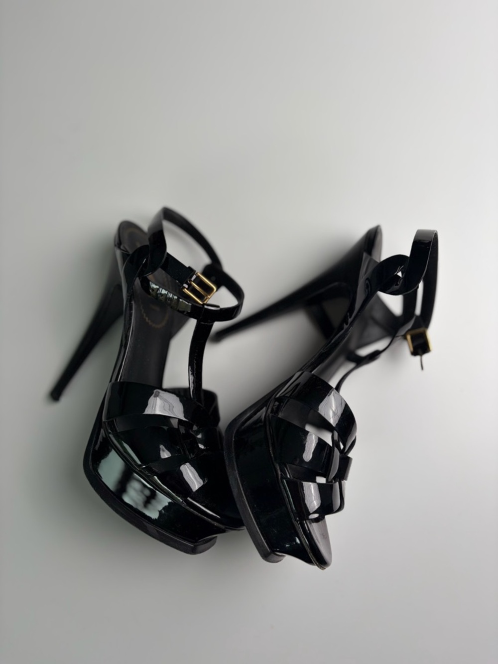 Saint Laurent Black Patent Leather T-Strap Platform Heels size 37 1/2 - Picture 3 of 6